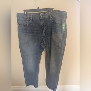 Men's Gap Straight Leg Jeans. NWT